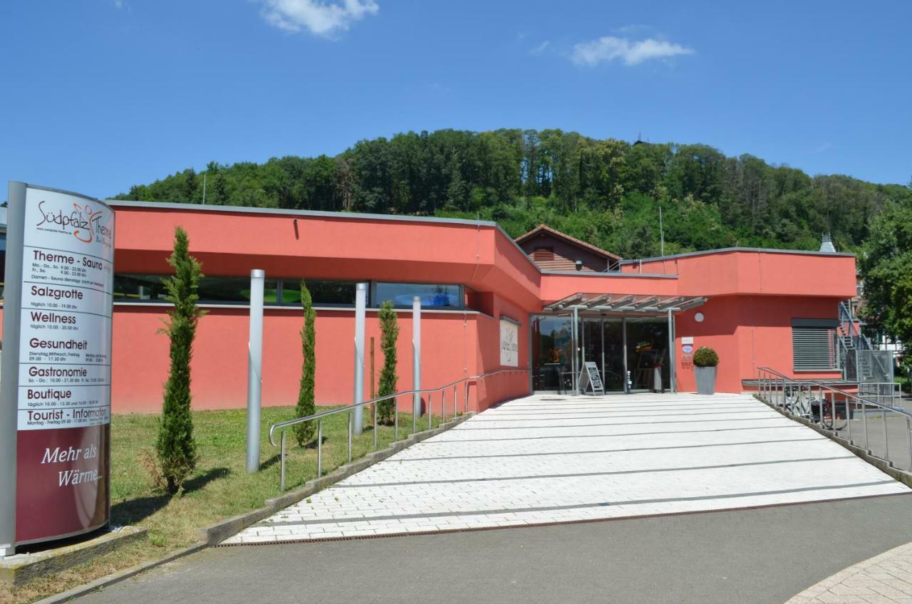 Ferienwohnung Berger Kurparkresidenz Bad Bergzabern Exterior photo